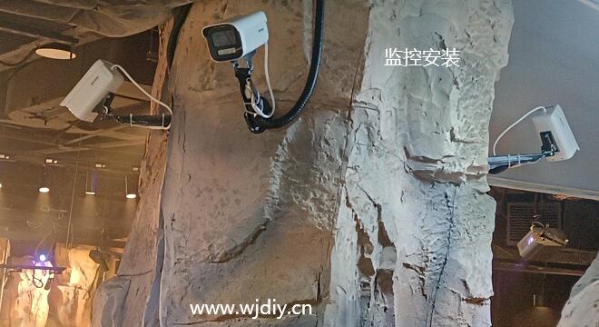 深圳欢乐海岸购物中心二楼探洞工场安装网络监控摄像头.jpg